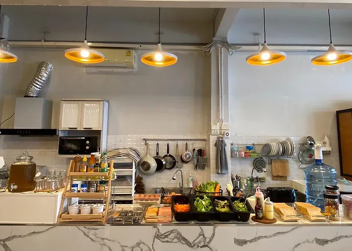 Albergue Lemon Siam Free Breakfast